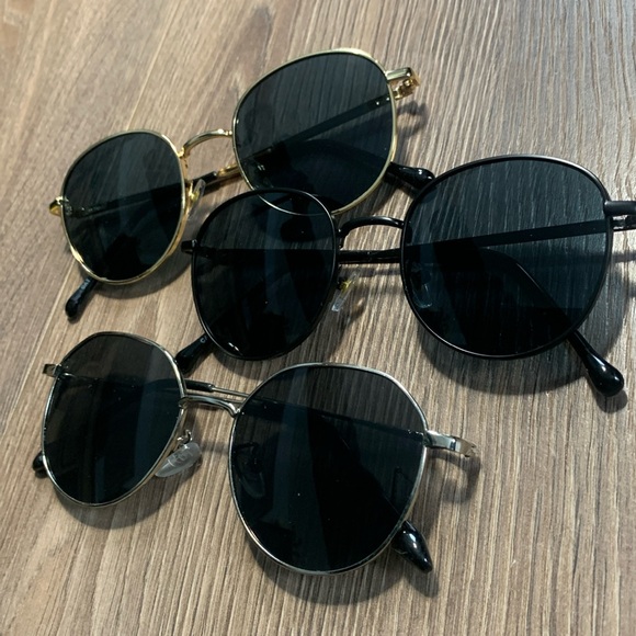 Set of 3 Black, Gold and Sliver Classic Round Sunglasses - Picture 3 of 8